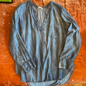 Lightweight v neck denim tunic